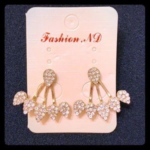 New! Never Used Trendy Fashion Earrings